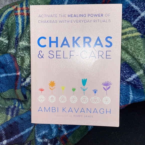 Chakra book - Picture 1 of 2